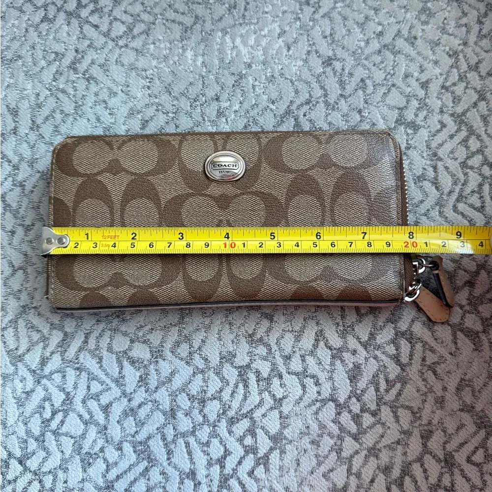 Coach Brown and Cream Zip Wallet - Picture 5 of 6